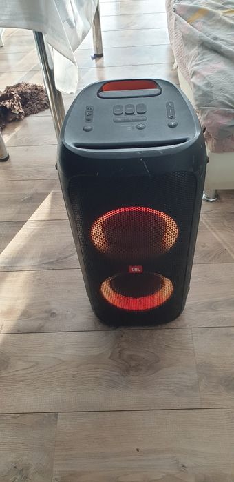 Jbl partybox310  музыкальная  колонка