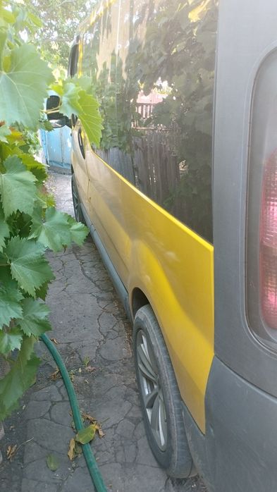 OPEL Опель Віваро 2004р.