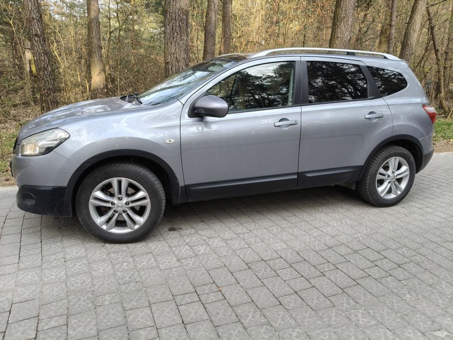 Продам Nissan QashQai+2,7місць.Рідна фарба!