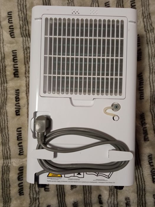 Осушувач повітря Zanussi  ZDH -12L