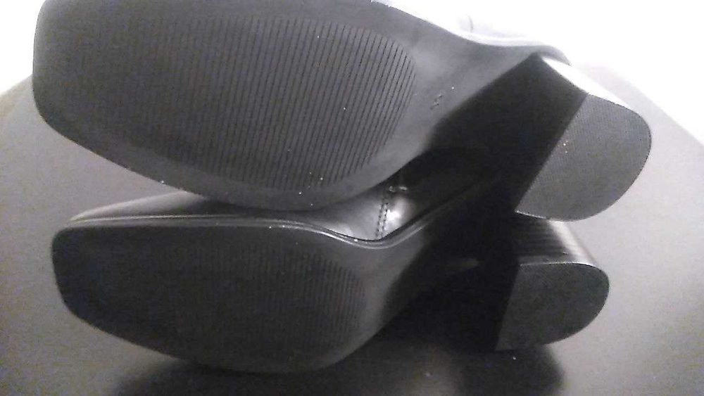 Босоніжки Buffalo  розмір 37