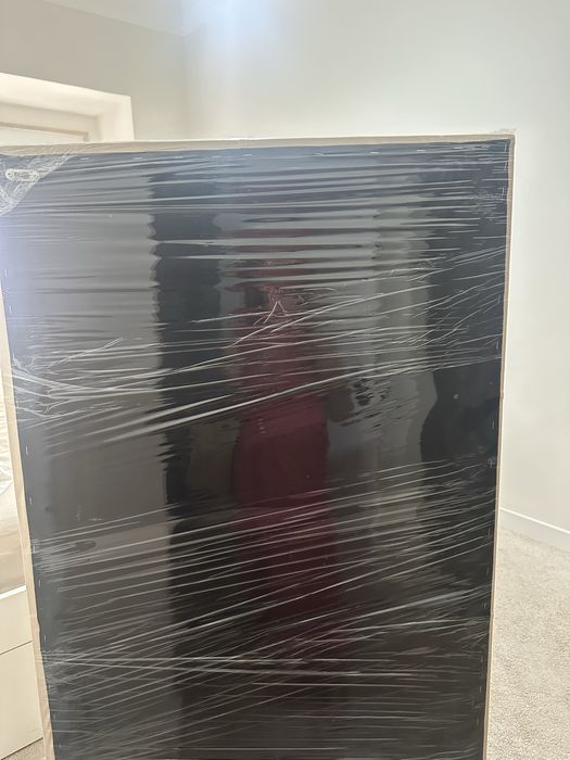 Cabeceira de cama bege em napa