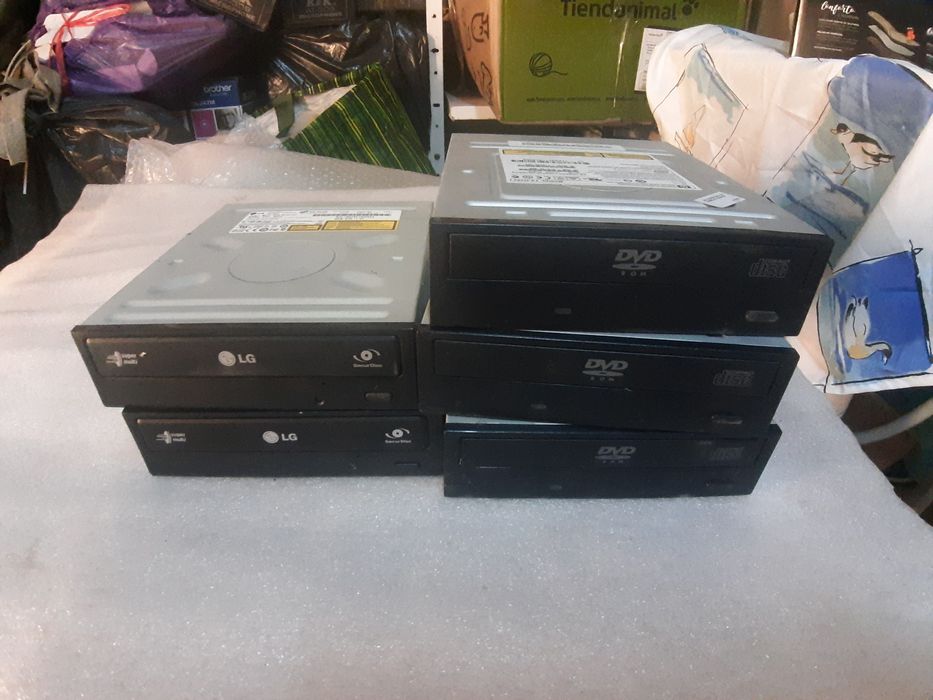 Várias peças para computafor64564001569923122