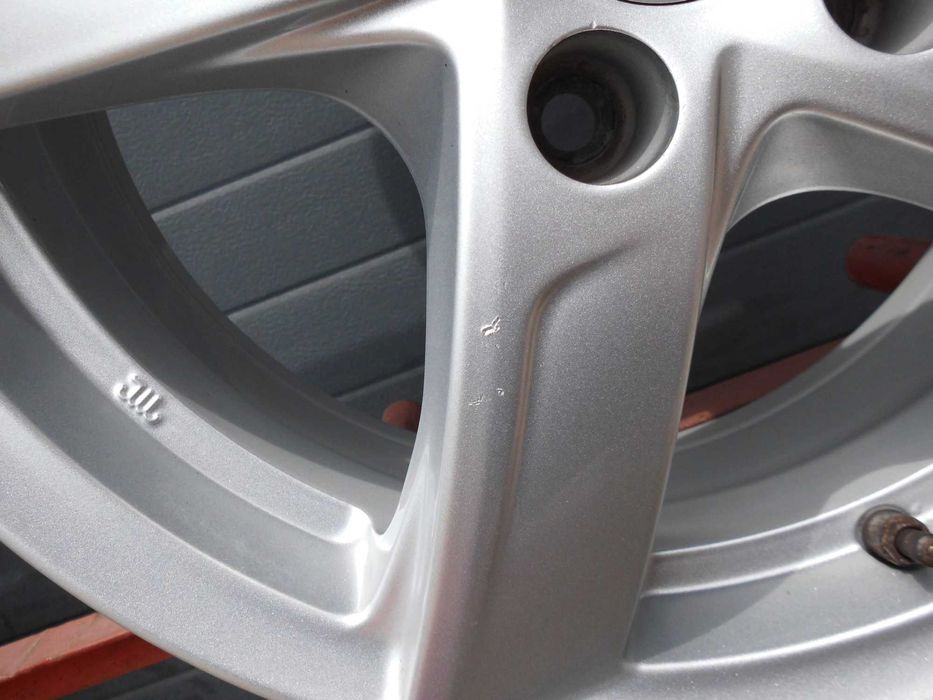 Felgi aluminiowe Anzio 16 5x112 Seat Leon IV III Skoda Octavia IV Vw Golf