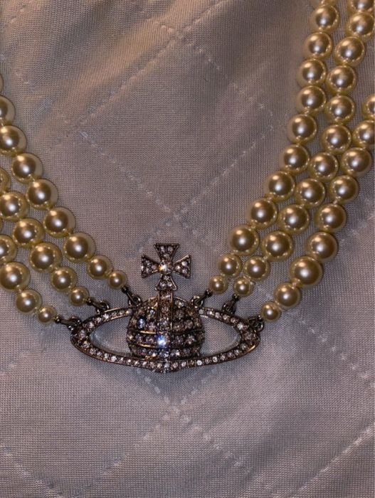 Vivienne Westwood Triple Pearl Necklace