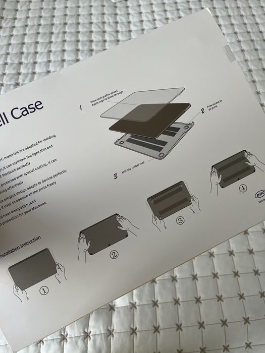 Чехол на MacBook