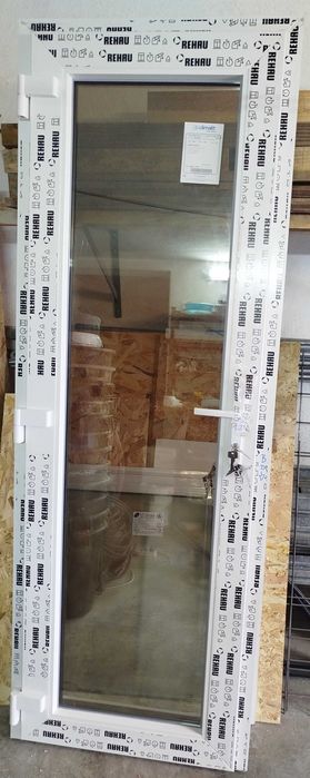Porta Janela PVC vidro duplo antélio 205x73 esquerda Nova