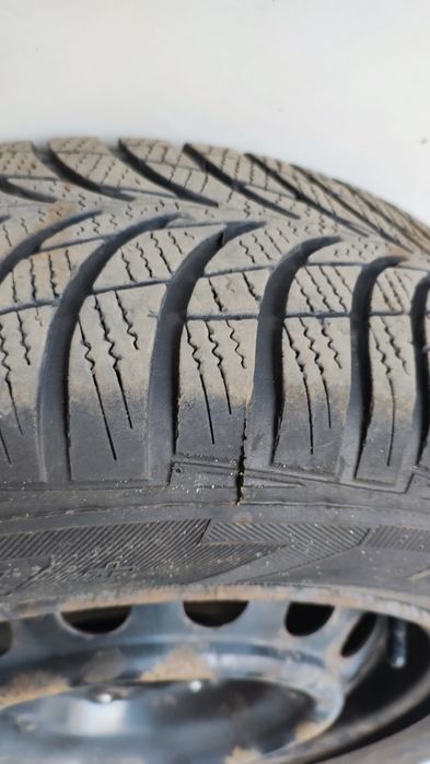 Резина зимня 195/65/15