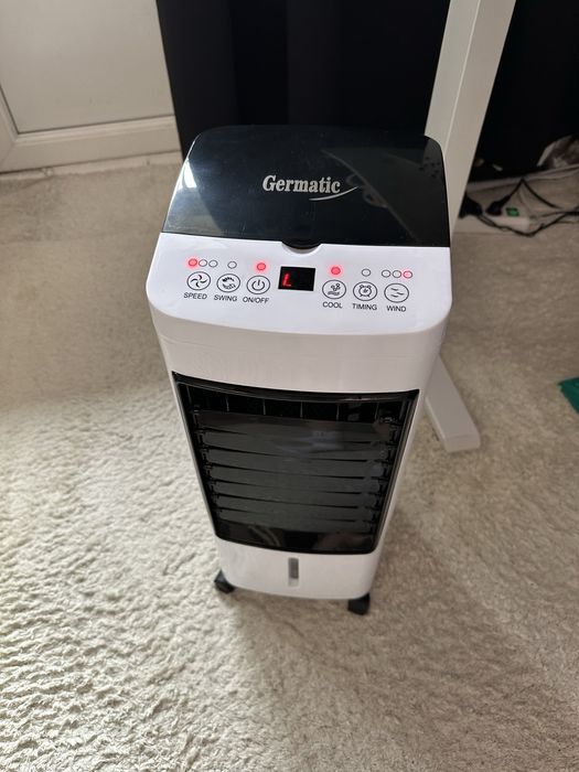 Охолоджувач повітря Germatic DH23-01A, (120W, сенсорні кнопки, пульт, екран, колеса, автообіг, ємність 5,5л)