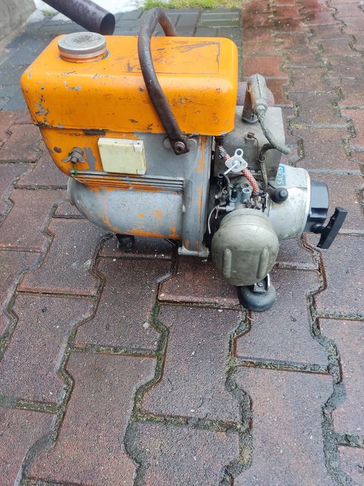 Zabytkowy agregat Sachs.