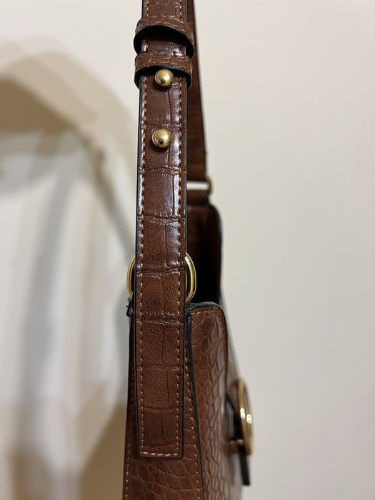 Сумка Mango на плече (багет)