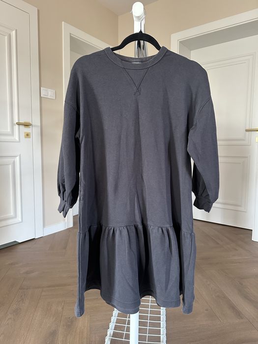 Sukienka dresowa falbana falbanka oversize