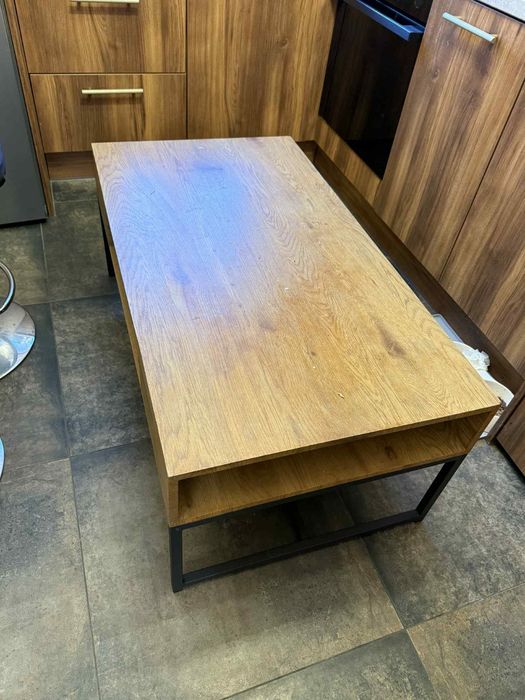 Stolik kawowy do salonu