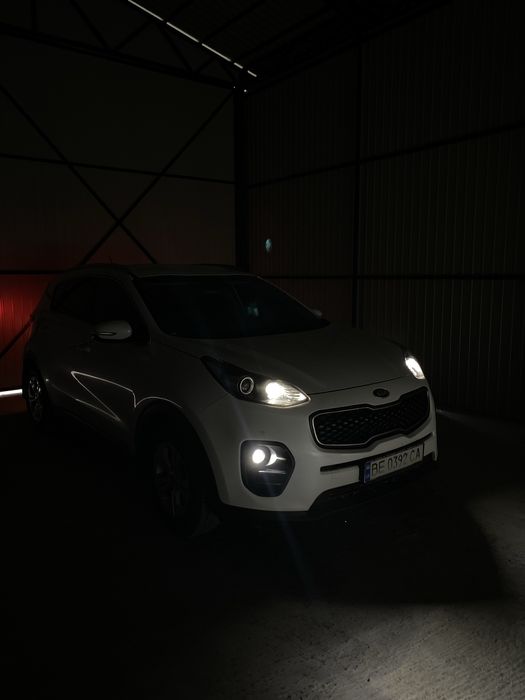 Кія Спротейдж       4