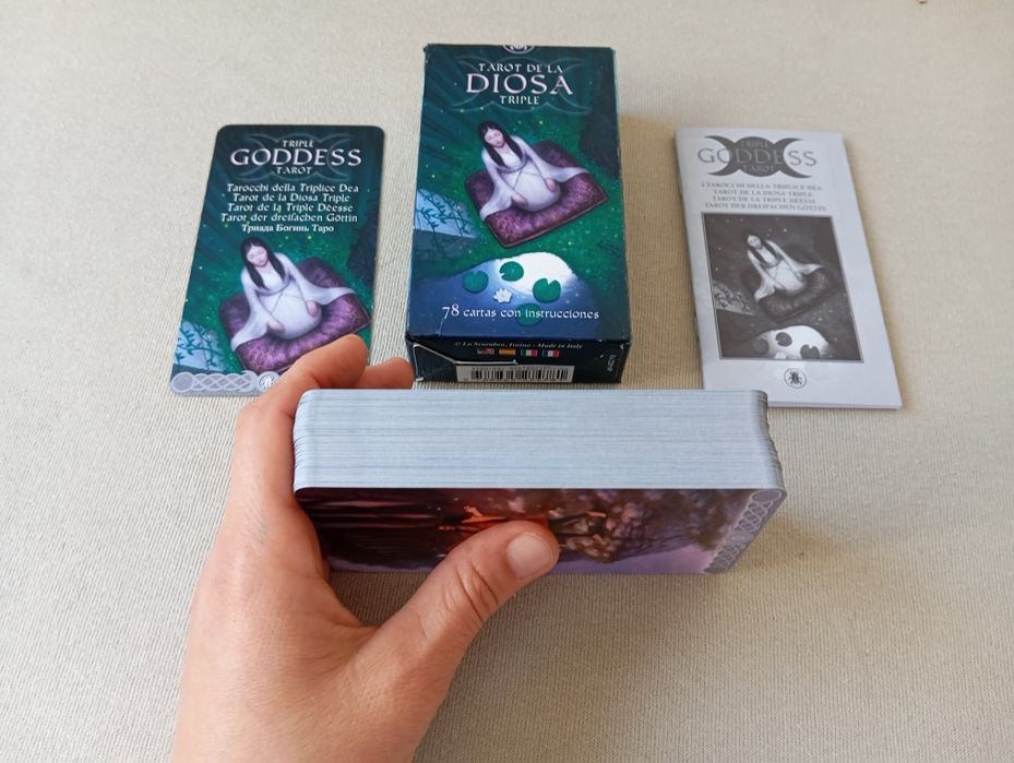 Tarot da tripla deusa, Lo Scarabeo
