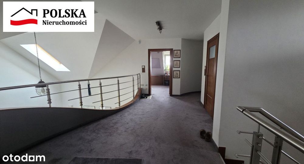 Nietuzinkowy dom w pięknej i cichej okolicy