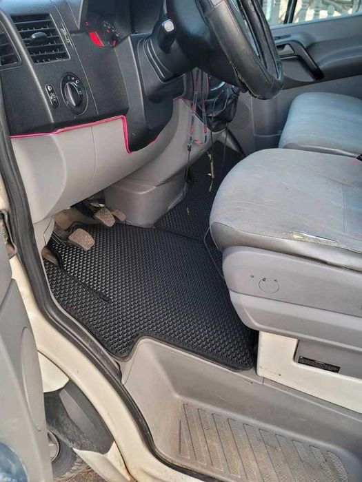Коврики в Бус Renault Trafic Opel Vivaro VW Crafter MB Vito Sprinter | Килимки + Лого