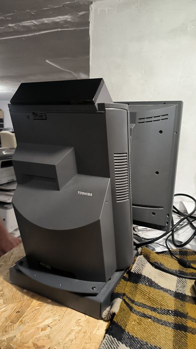 POS-термінали Toshiba SurePOS серії 500 4852-E70 сенсор LGA1155