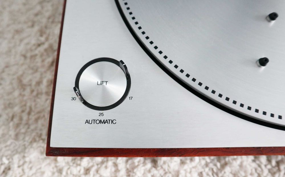 Проигрыватель пластинок Bang olufsen BeoGram 1203 как Новый