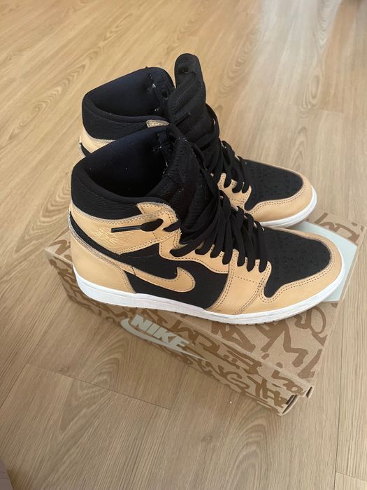 Air Jordan 1 Retro High OG Vachetta Tan (Heirloom)