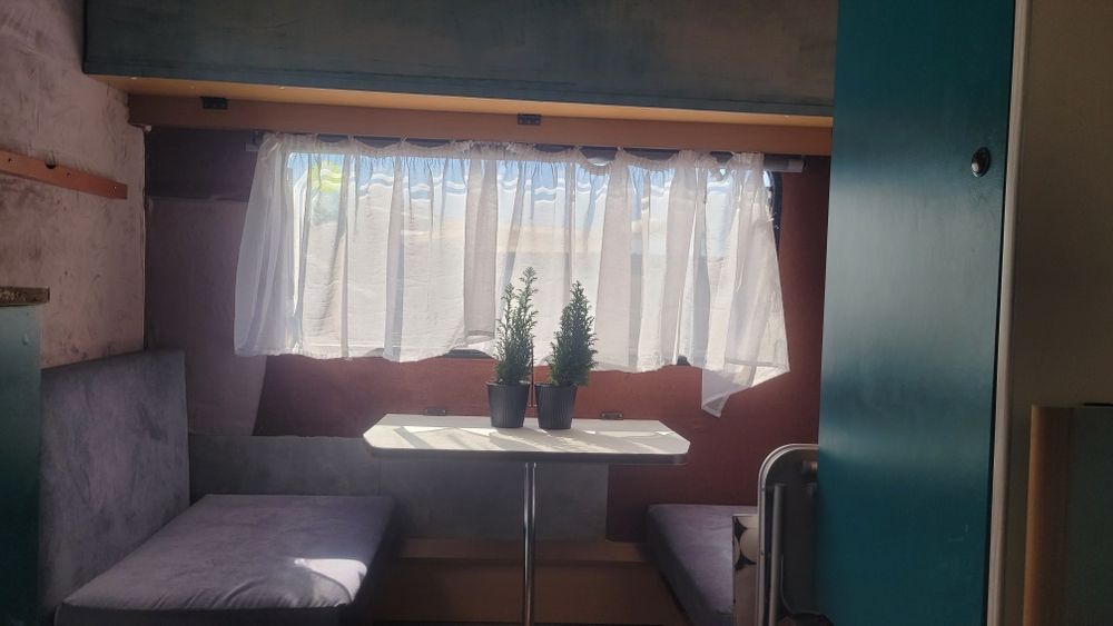 Sprzedam przyczepę kampingową.