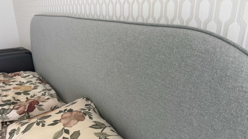 IKEA Cama de casal (180cm*200cm) + colchão de molas ensacadas/Double bed (180cm*200cm) + Pocket sprung mattress
