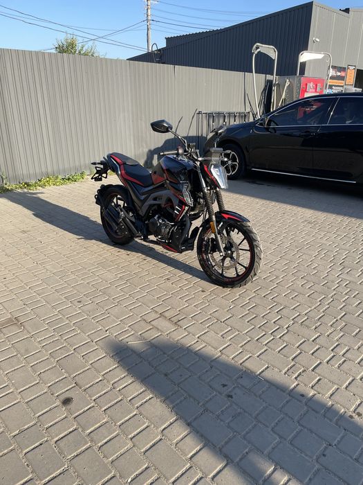 Продам мотоцикл мустанг ст 200