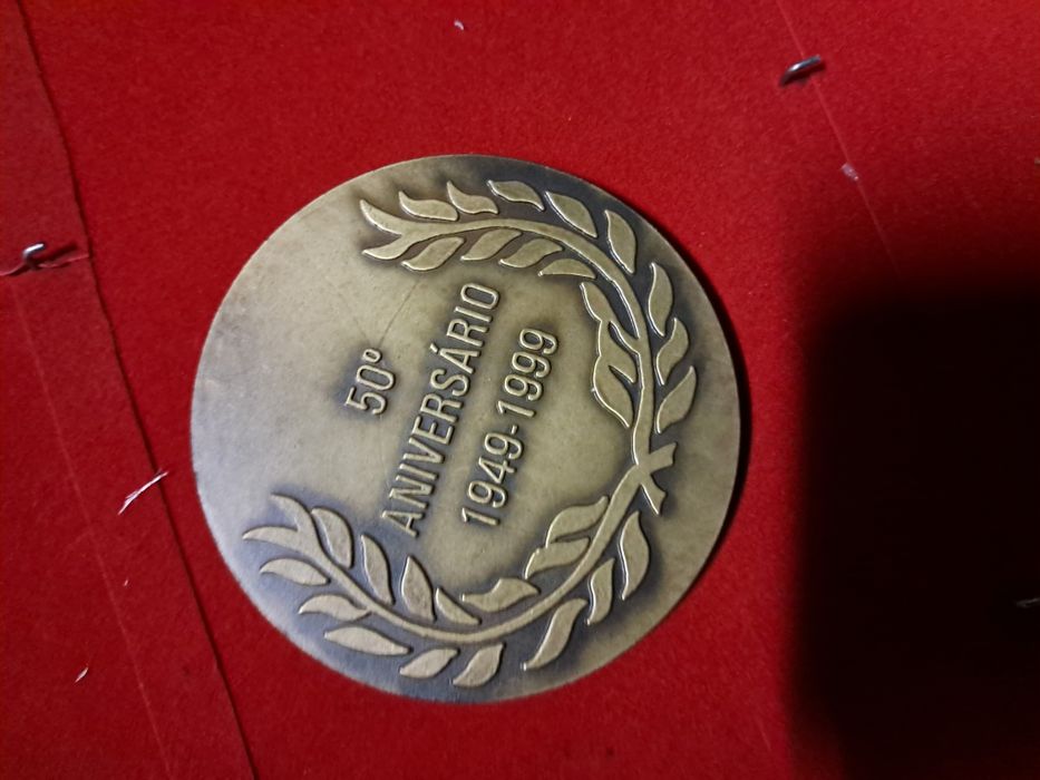 Medalha junta freguesia de valada