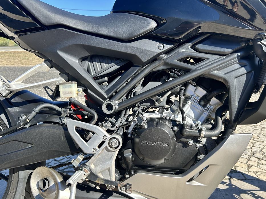 Honda CB125R 2020