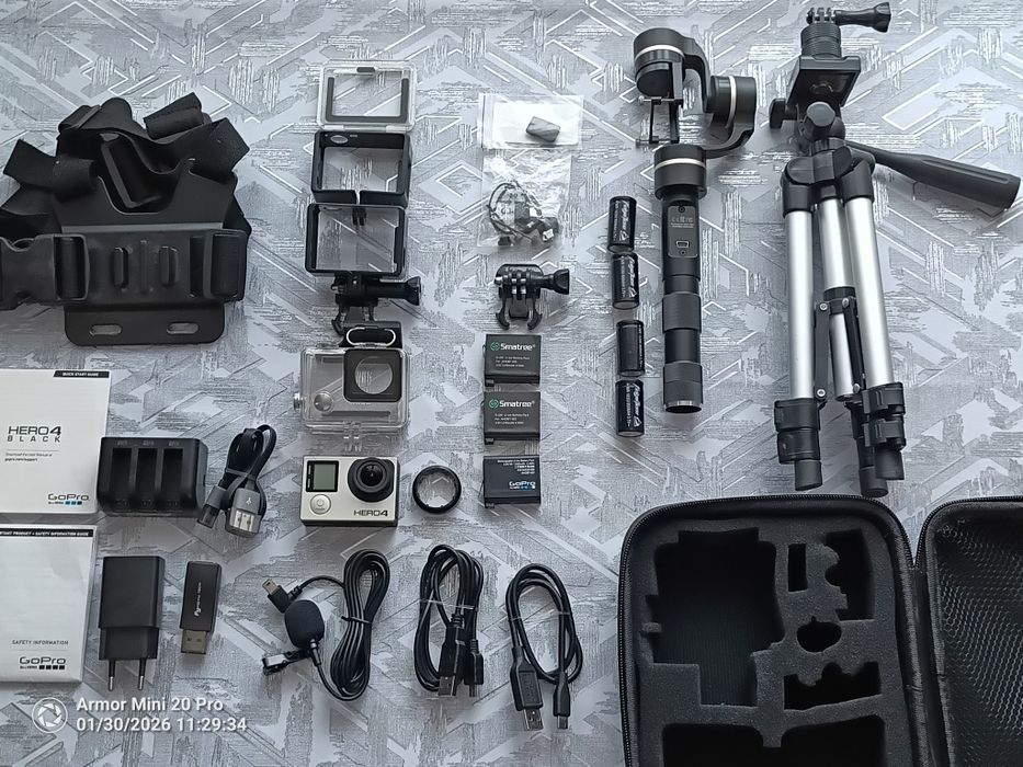 GoPro  Hero-4   Продаю свій увесь комплект ,давно вже не знімаю.