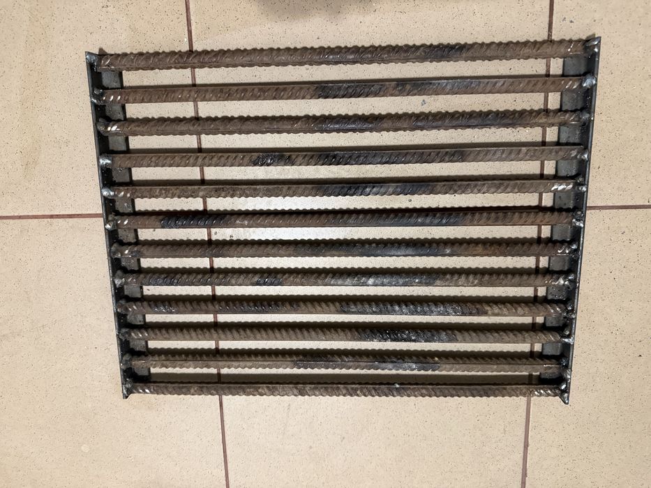 Ruszt na drewno do pieca na pelet kostrzewa twin bio luxury