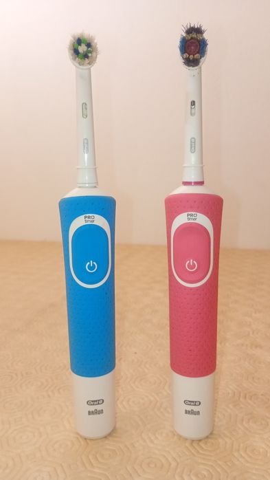 2 escovas Oral B