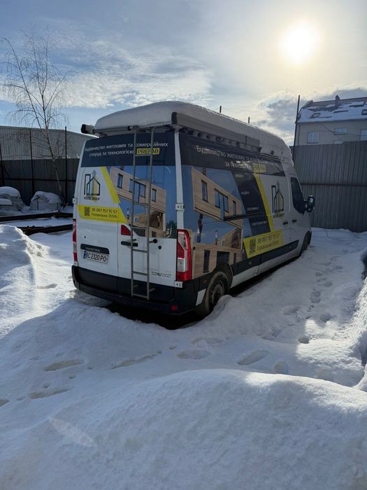 Вантажний бус Рено Мастер