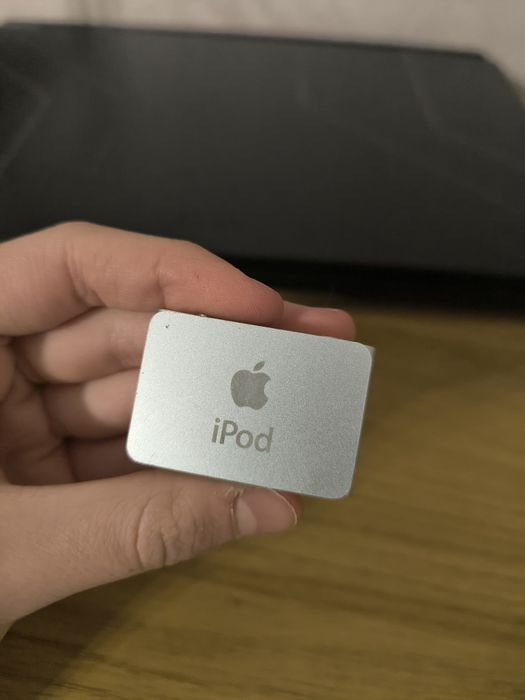 Ipod Shuffle Silver