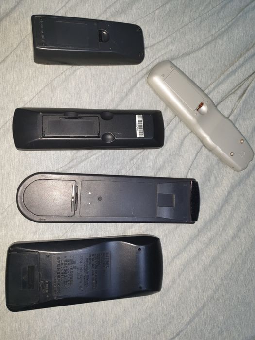 Pilot Philips nie... Technics Onkyo Hitachi Yamaha Pioneer Denon