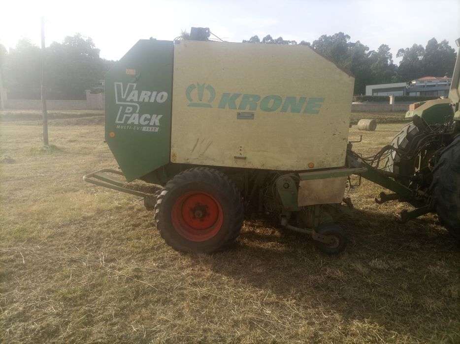 Enfardadeira rolos krone vario pack 1500