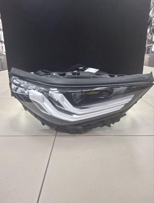 Фара передня права на BMW X3 G45