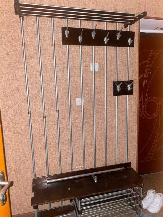Продам 1 кімнатну квартиру по вул. Відродження