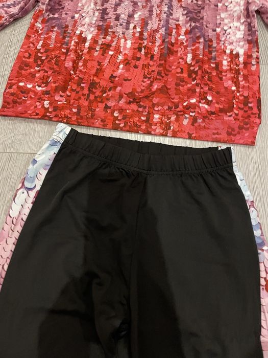 Komplet bluza plus legginsy