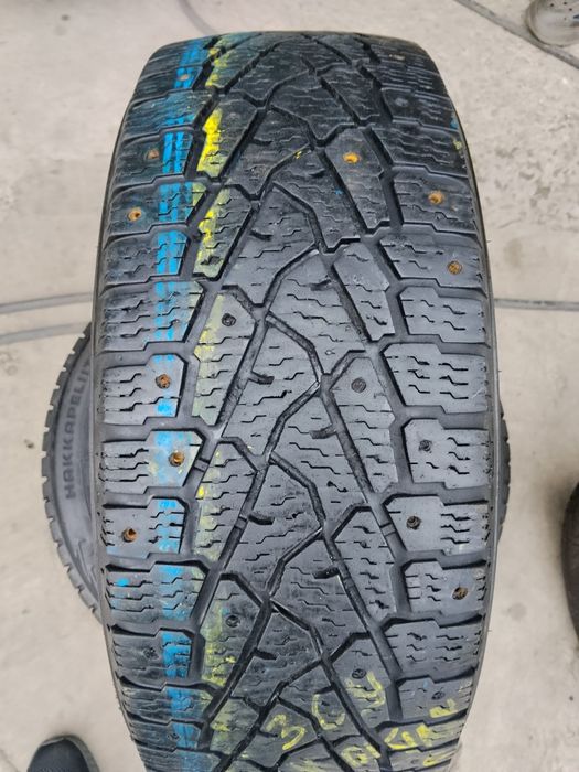 Одна зимова шина Nokian 215/60/16c