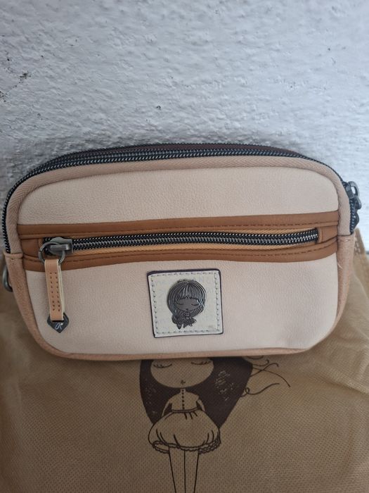 Pochete  nova sem itiquetea  original