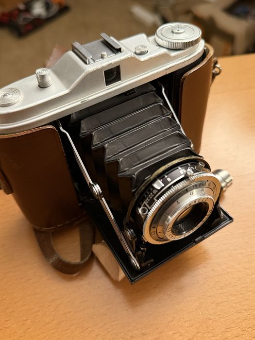 Agfa Isolette Vario - Analog Film Camera 120mm