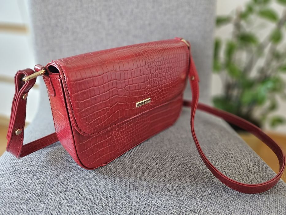 Damska listonoszka mała torebka z ekoskóry croco czerwona
