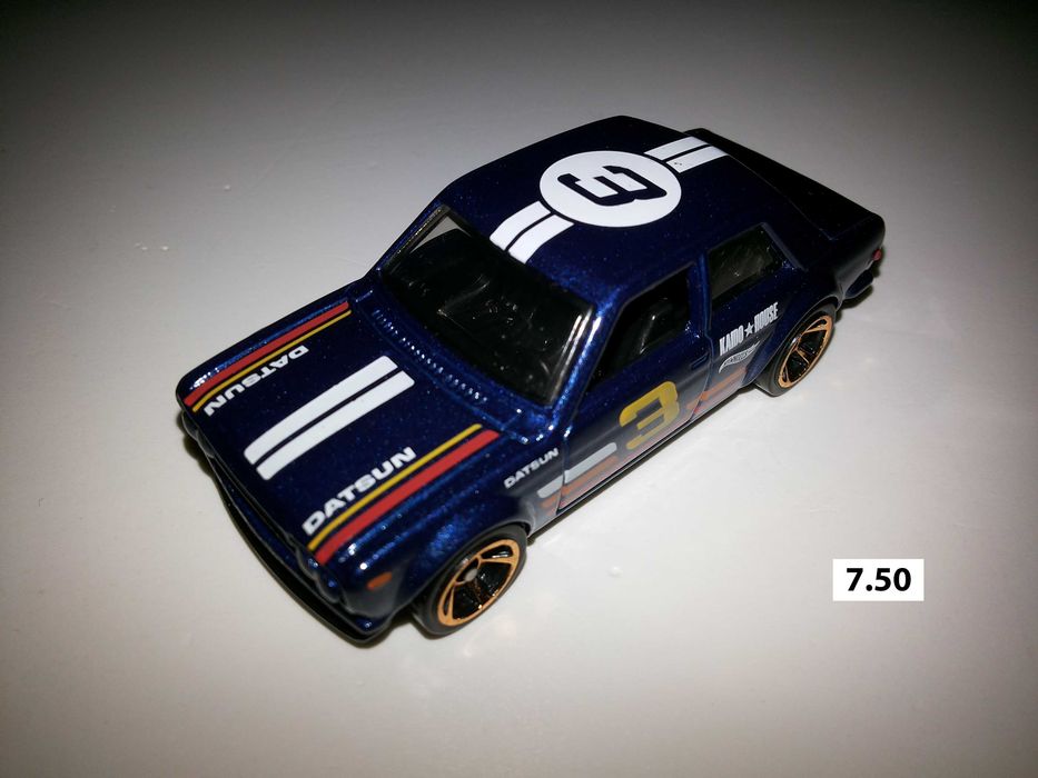Datsun - Carros Hot Wheels Datsun - Miniaturas escala 1:64