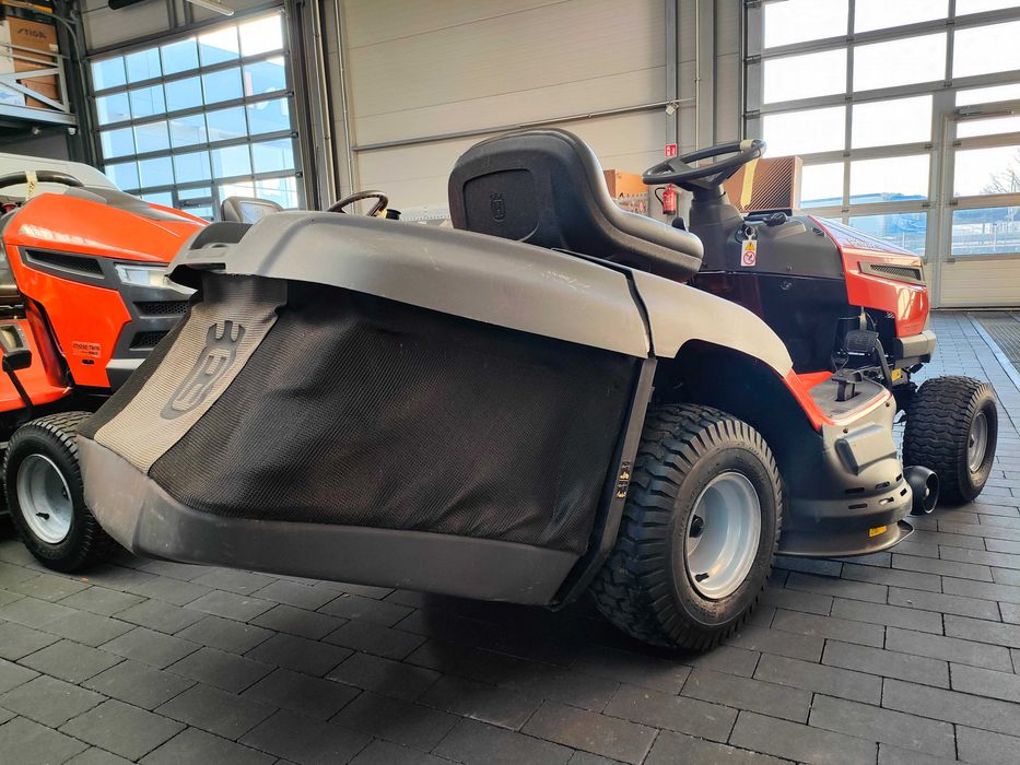Traktor ogrodowy Husqvarna TC 138 / B&S