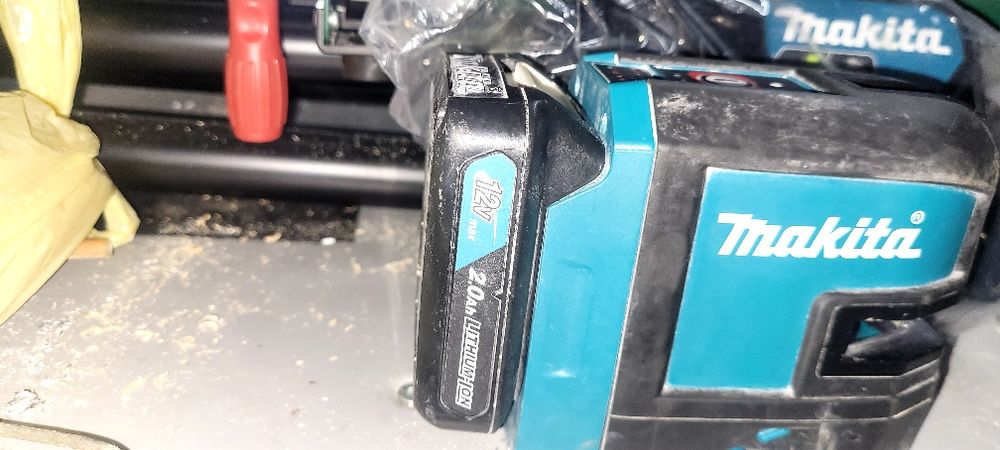 Laser makita sk105d