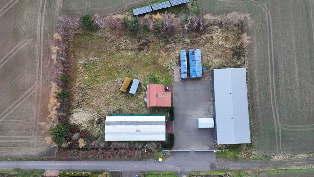 Hala 400 m + hala namiotowa 230 m+ plac TIR  Przy A1 Stanisławie Tczew