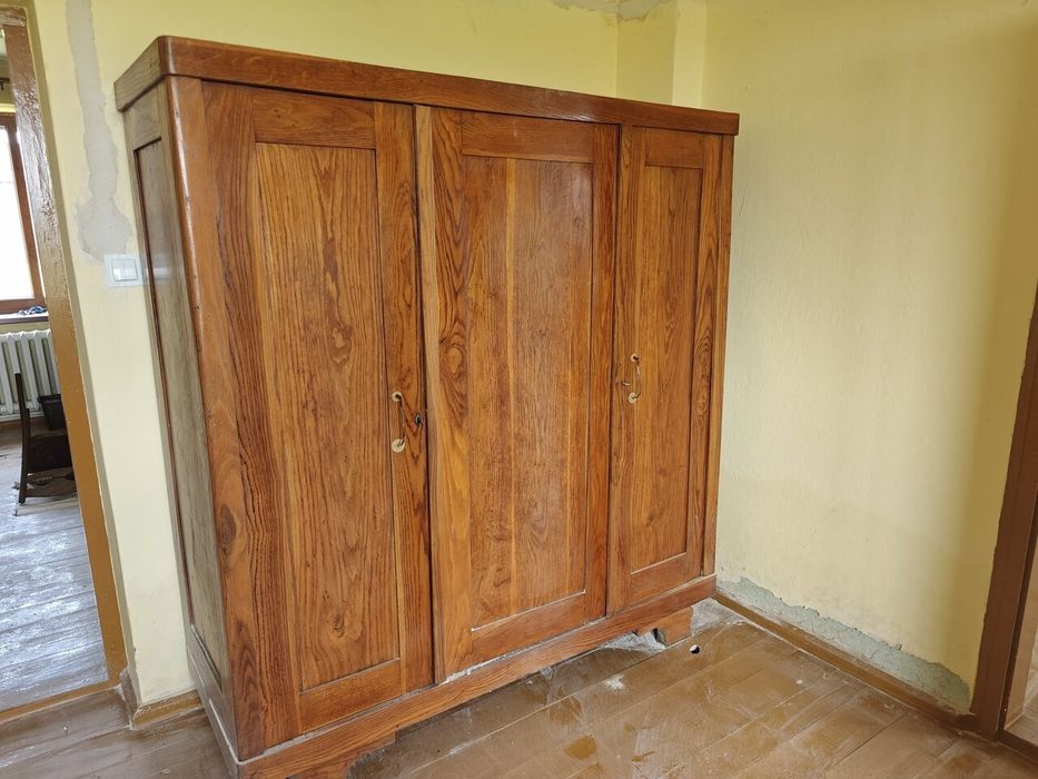 Szafa antyczna 170cm x 180cm półki + drążek