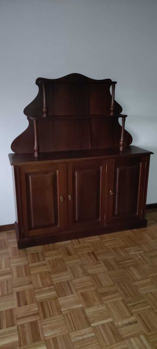 Móvel Louçeiro em madeira