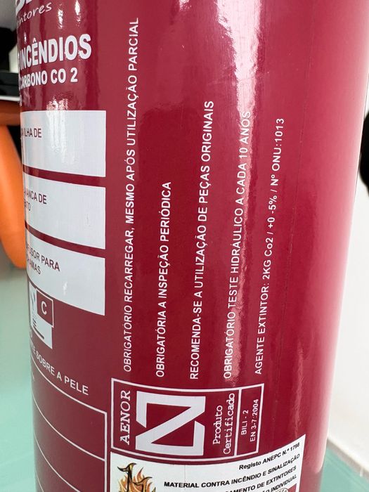 Extintor CO2 2kg Bili Classe B e C [9]